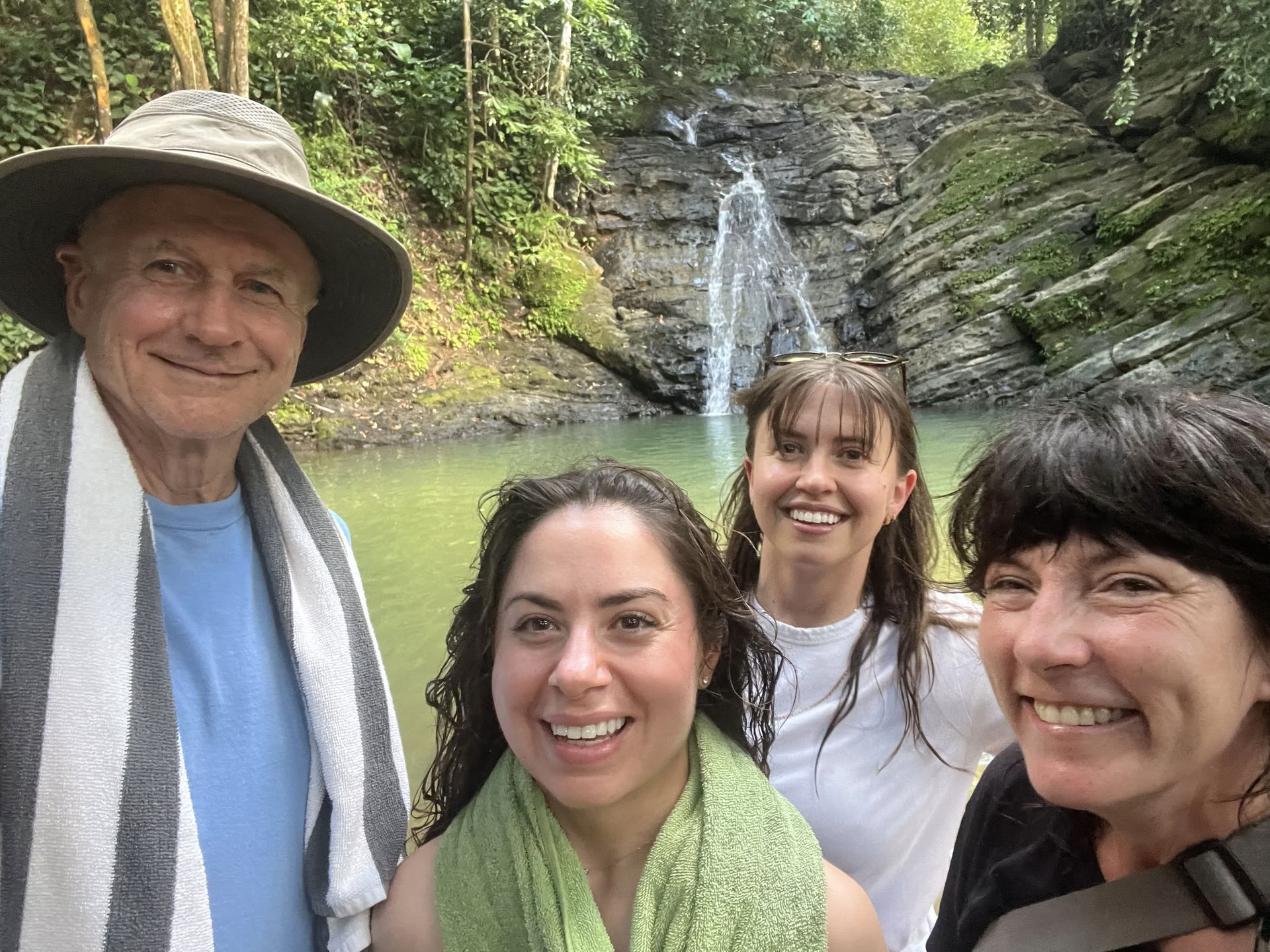 Découvrez le Costa Rica avec Lucy Cooke