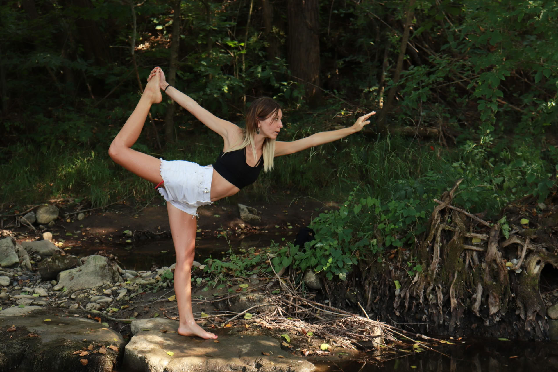 21 jours : Séjour écologique Terre et Esprit : voyage de yoga et de compétences pour une vie durable.