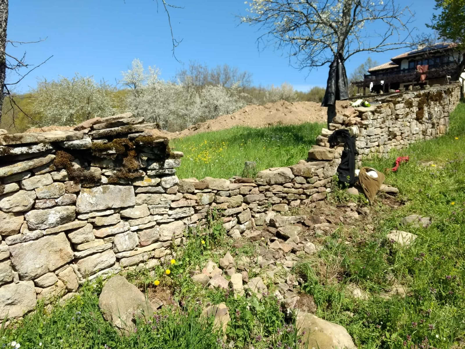 4 jours : Atelier : L'art de la construction de murs en pierre sèche