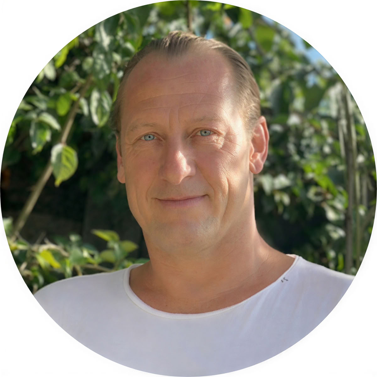 Formation de professeur de yoga Vinyasa et Yin de 200 h – Peter Kaaberbol Kristensen