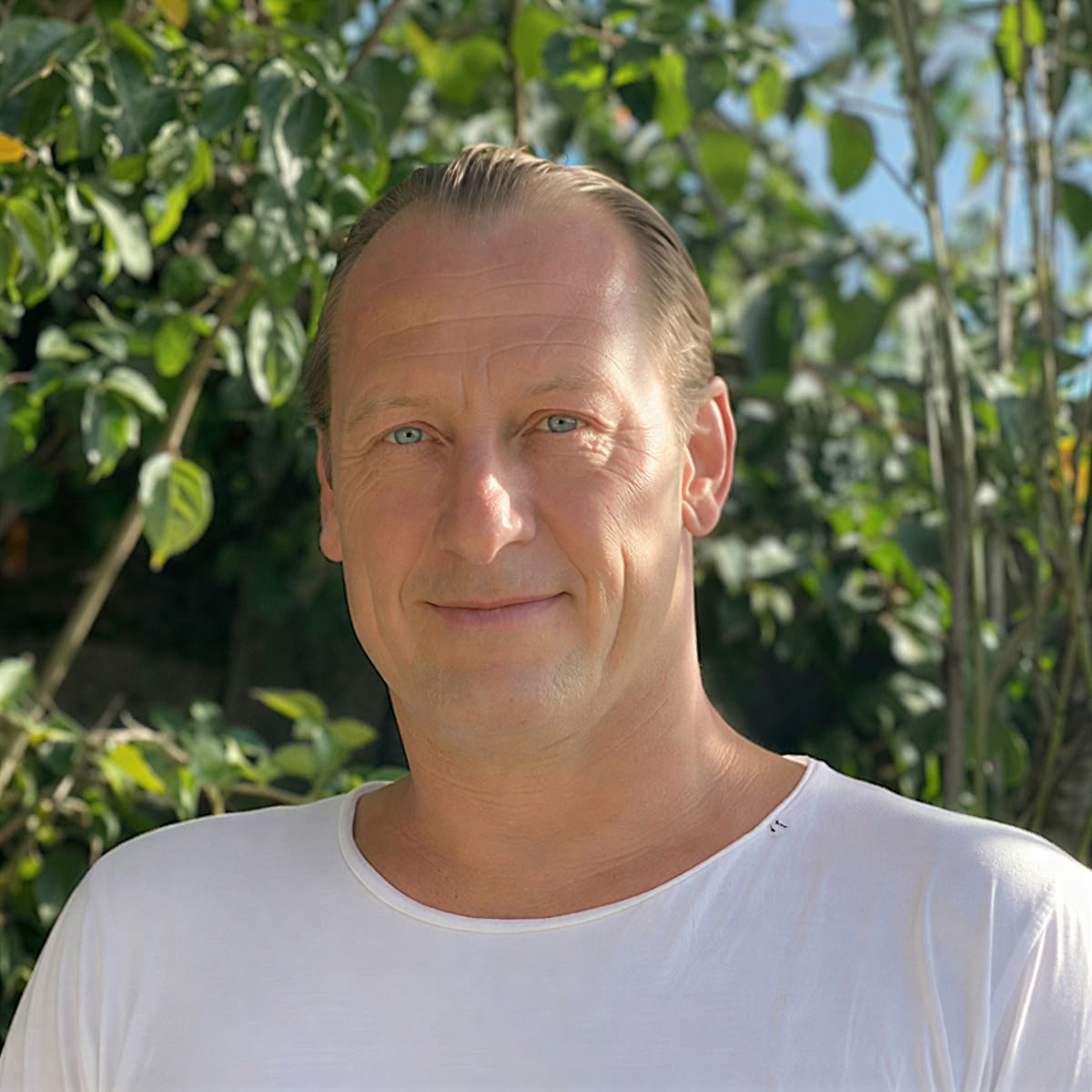 Formation de professeur de yoga Vinyasa et Yin de 200 h – Peter Kaaberbol Kristensen