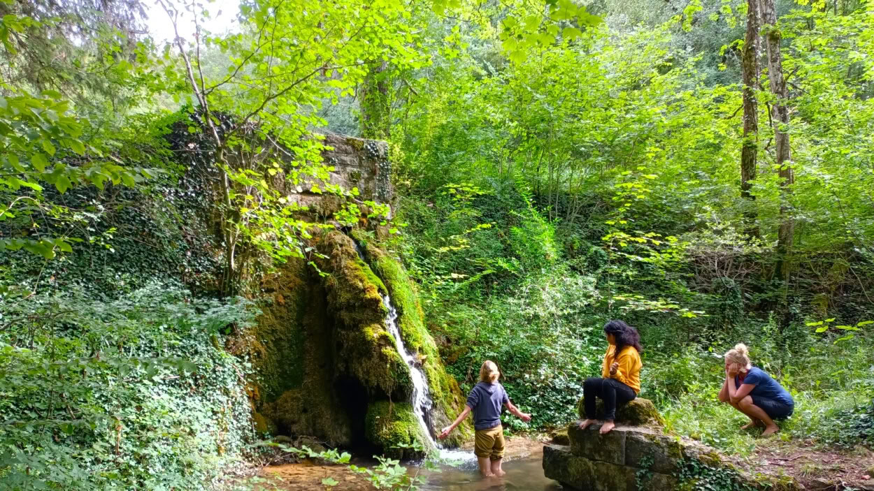 À propos des Hobbits, des Elfes, des Nains, des Humains et des Magiciens : semaine des enfants avec Richard