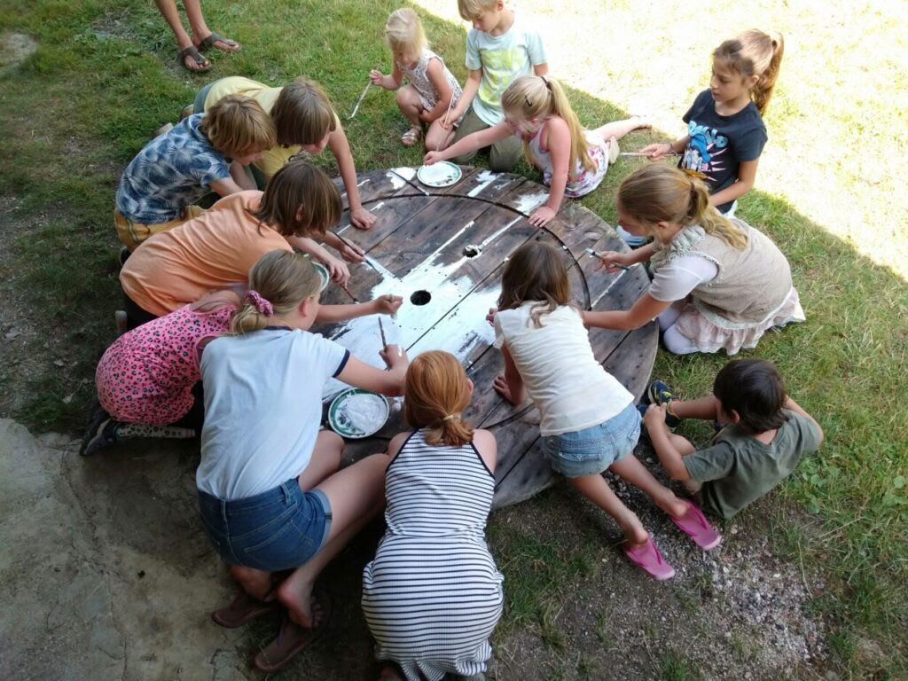 À propos des Hobbits, des Elfes, des Nains, des Humains et des Magiciens : semaine des enfants avec Richard