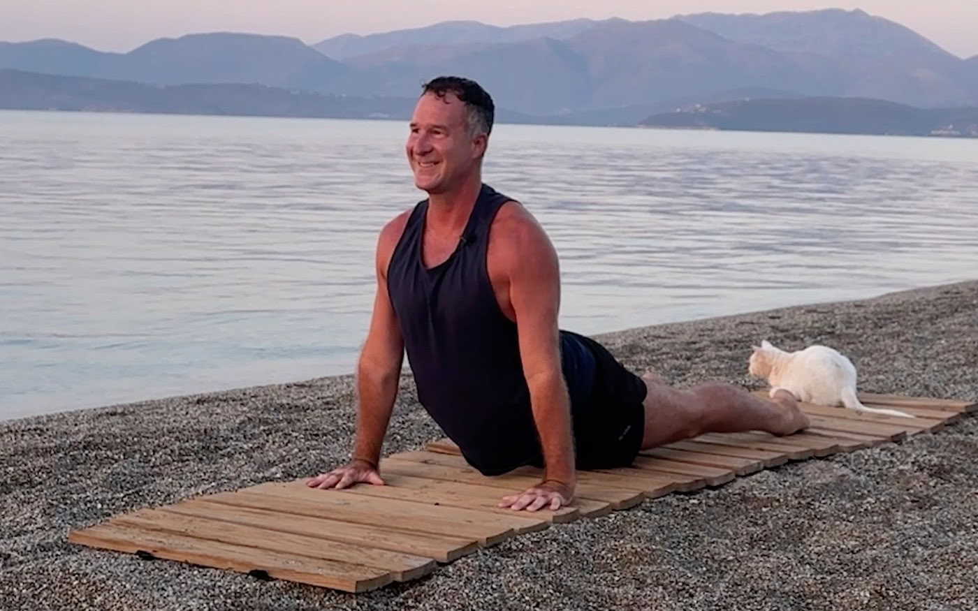 Évasion en Méditerranée : retraite de yoga en Grèce