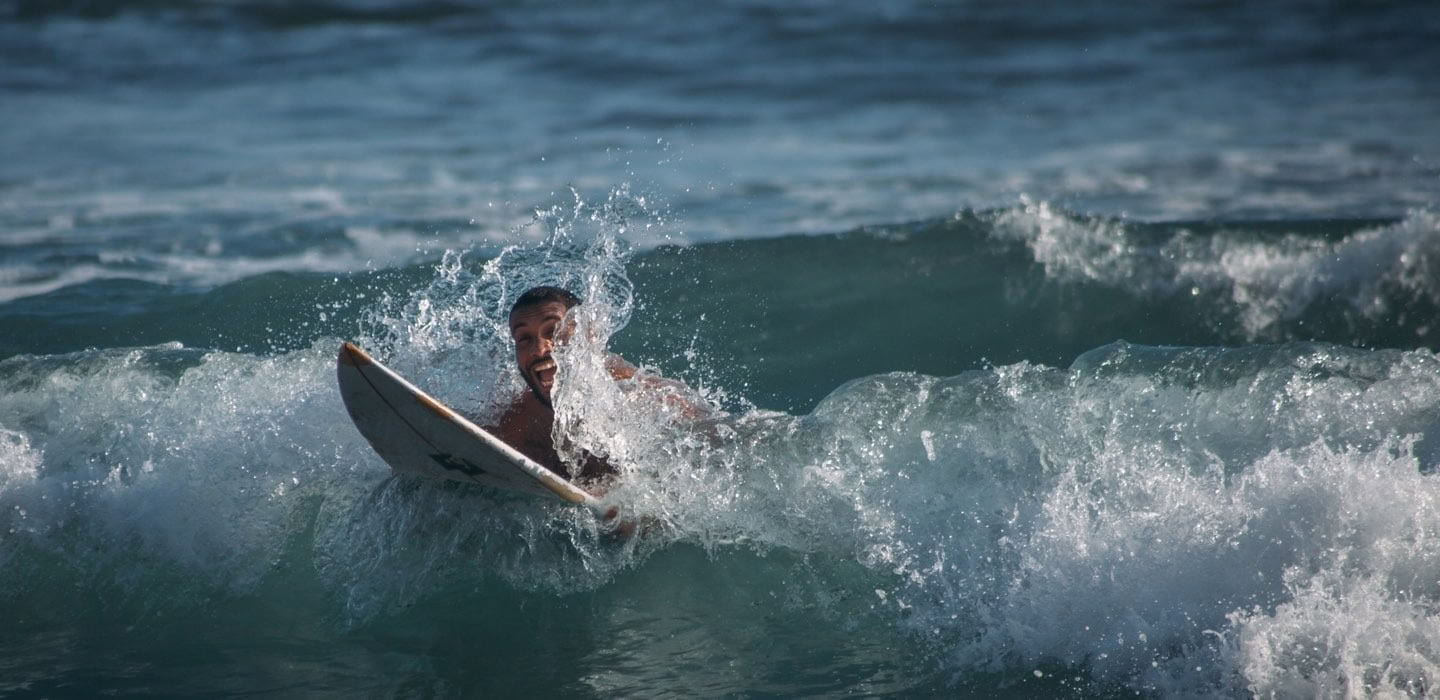 Salty Retraites: Surf, Sweat, and Flow au Costa Rica