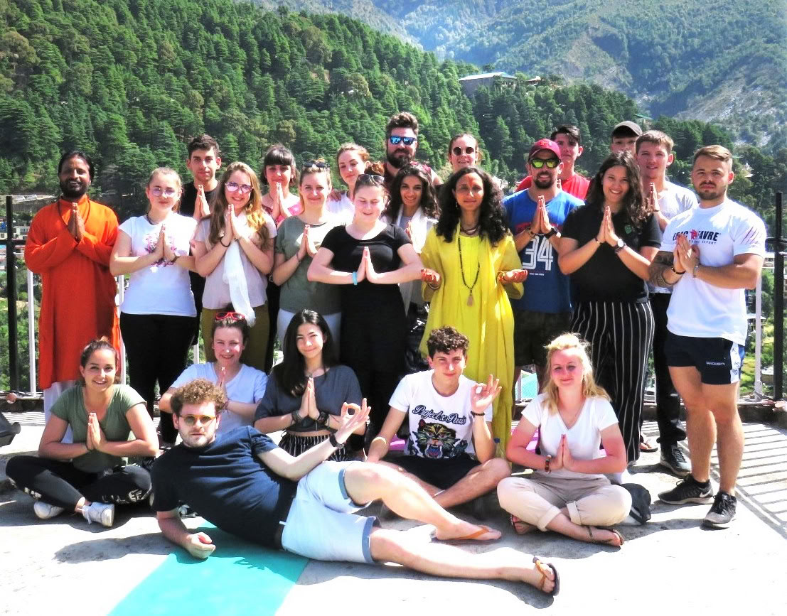 Formation de professeurs de yoga en Inde