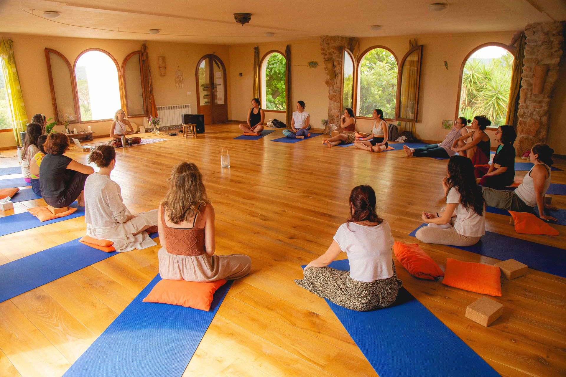 1-semaine de retraite de yoga à ALAYA
