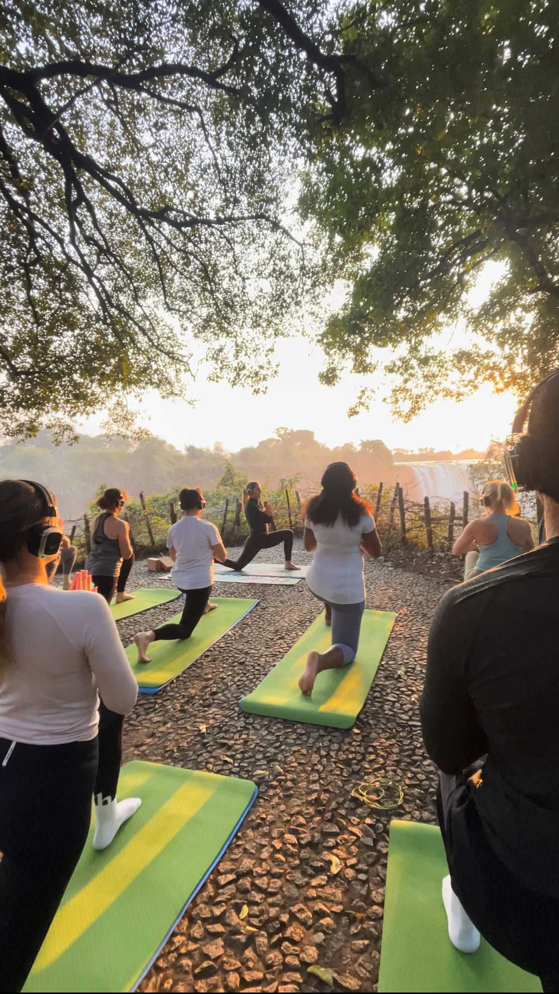 Yoga aux Falls