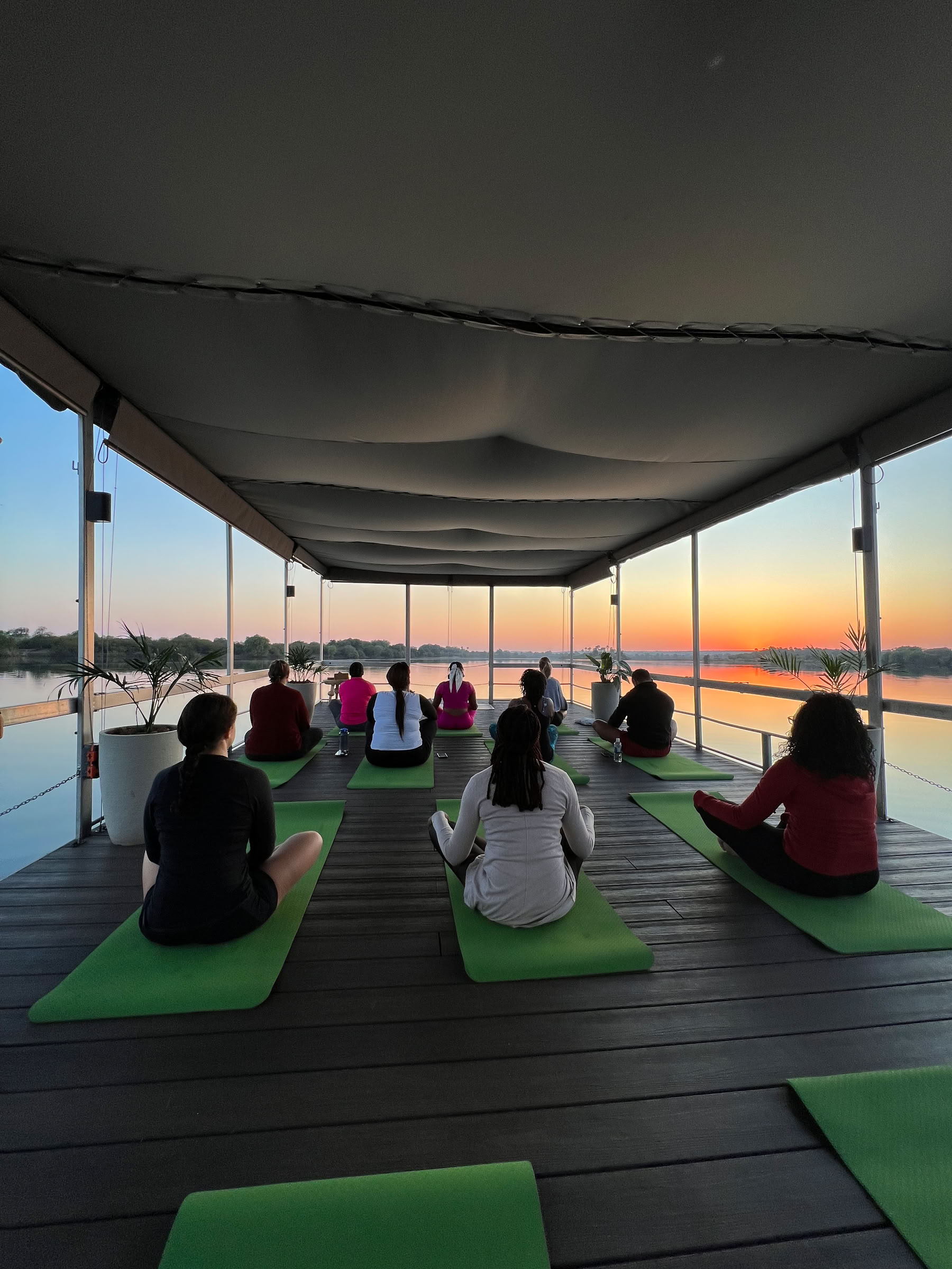 Yoga Sur Le Zambèze