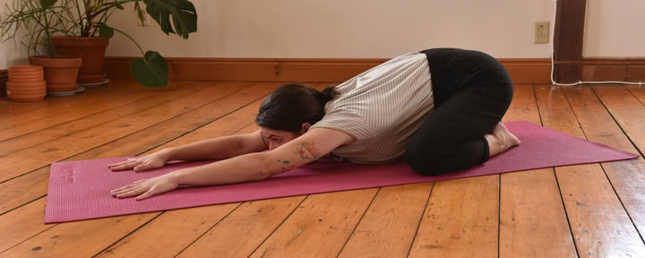 Vinyasa Yoga (10h - 11h)
