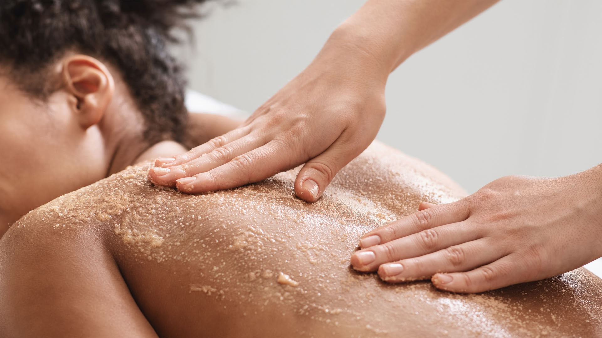 UDVARTANA MASSAGE AUX POUDRES