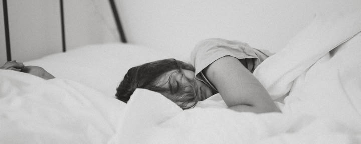 Yoga Nidra TT (30 heures)