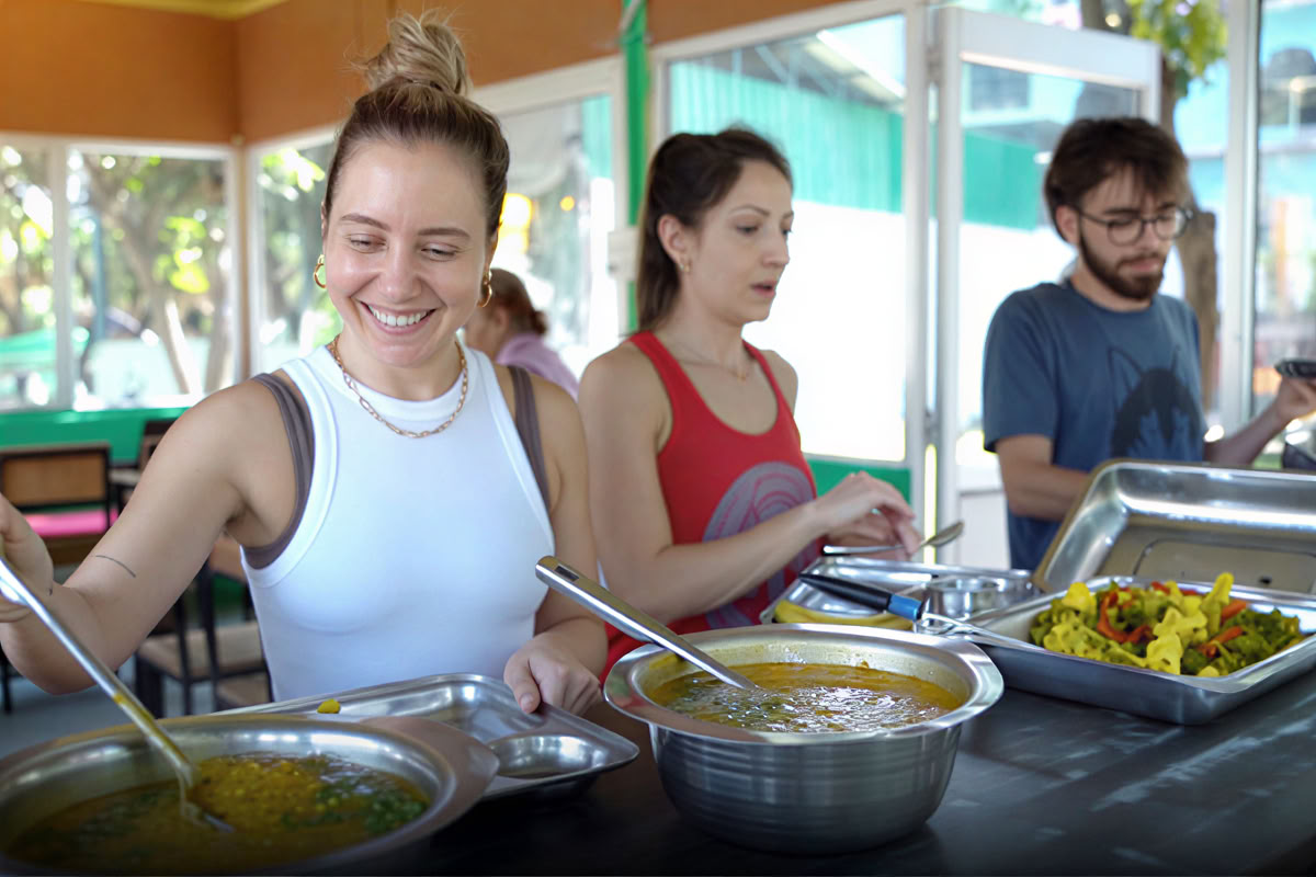 Formation de professeur de yoga prénatal et postnatal à Rishikesh, Inde