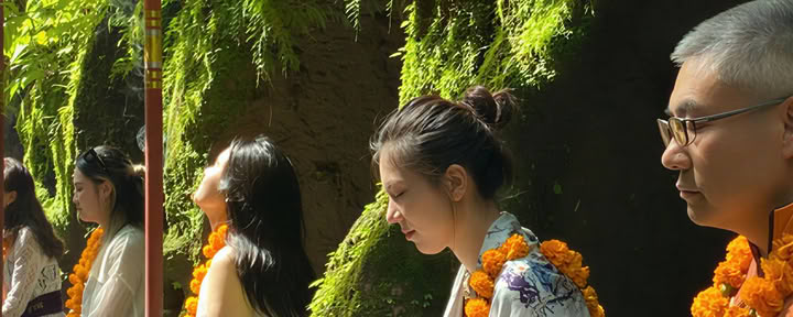 Méditation en grotte