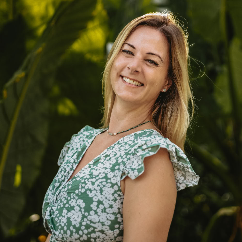200 hrs Formation de professeur de yoga multistyle