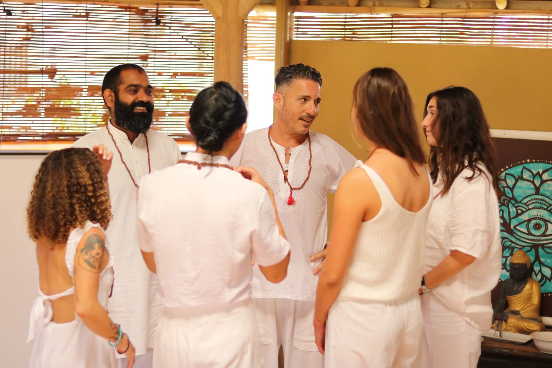Formation de professeur de yoga de 200 heures Vancouver Canada