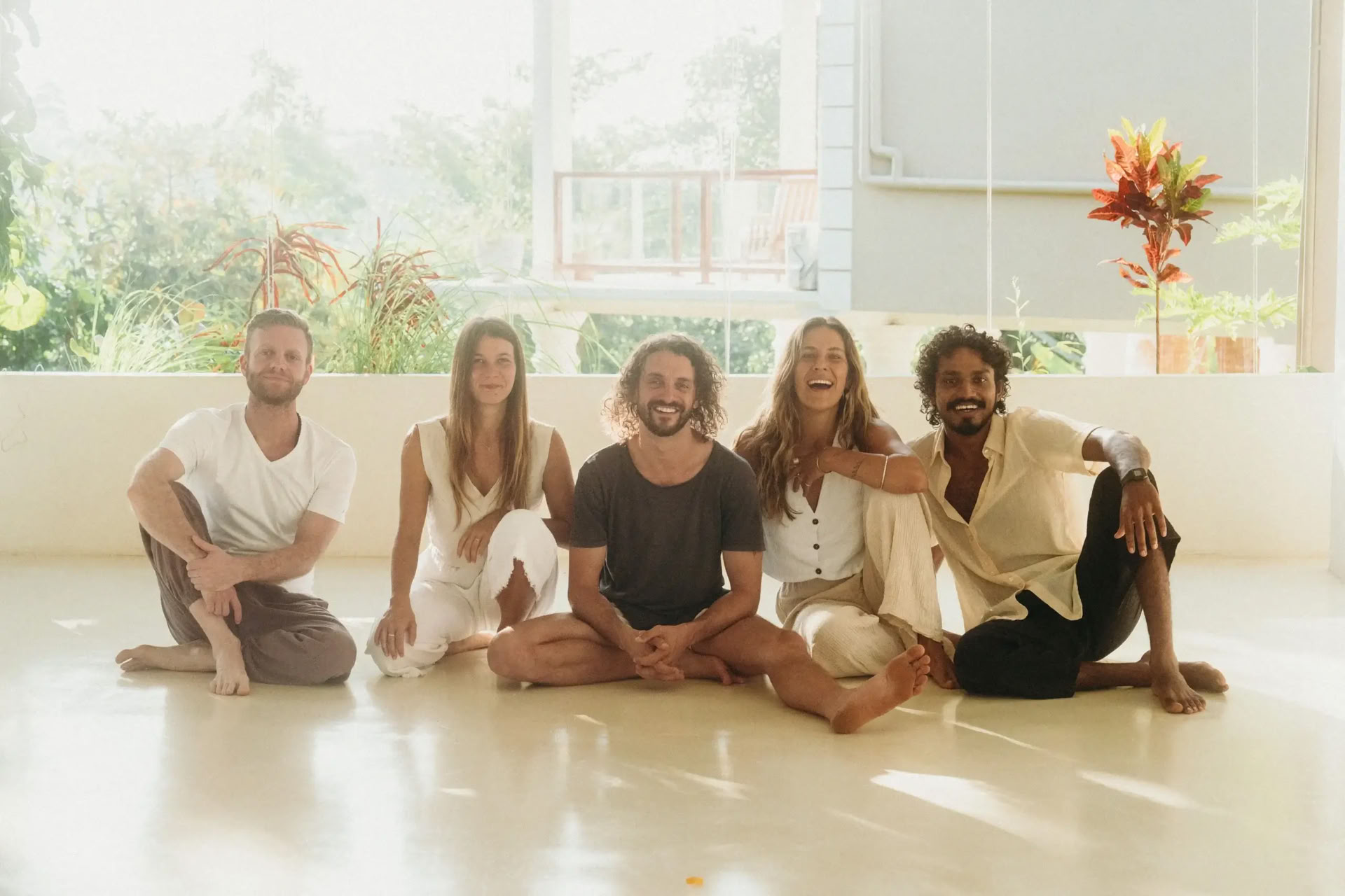 Formation de professeurs de yoga Vinyasa Synergy 200 heures – septembre 2026