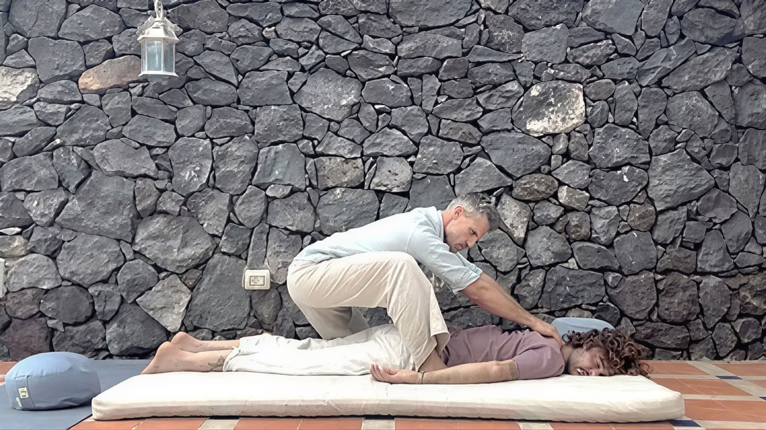 SOUL IN TOUCH – Formation de base en bodywork sur table