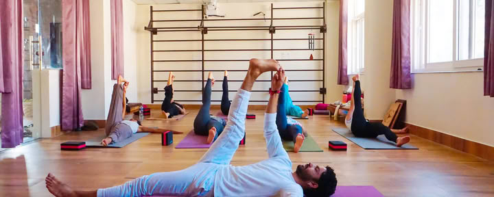 Retraite de yoga de 4 jours à Rishikesh, en Inde, pour une relaxation profonde