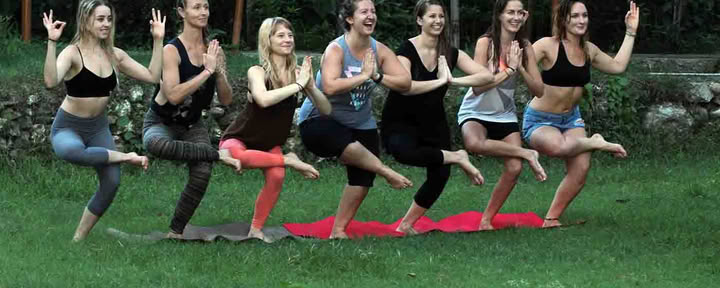Formation de professeur de yoga de 100 heures en Inde