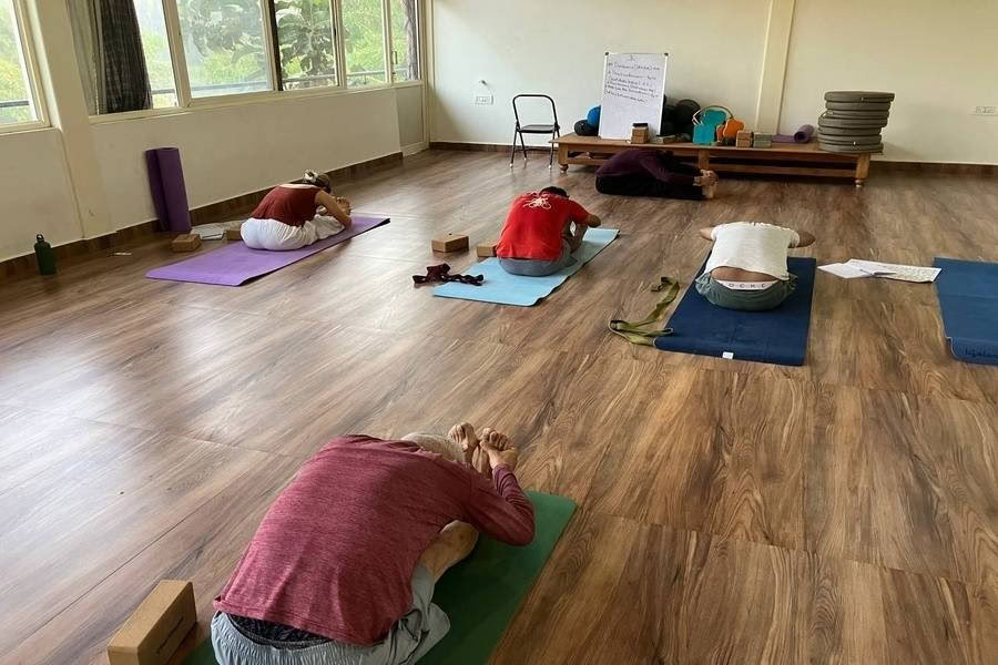 Cours de formation de professeur de yoga de 300 heures à Mysore