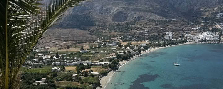 Le Reset Yoga en Grèce : Où la mer réinitialise l’âme