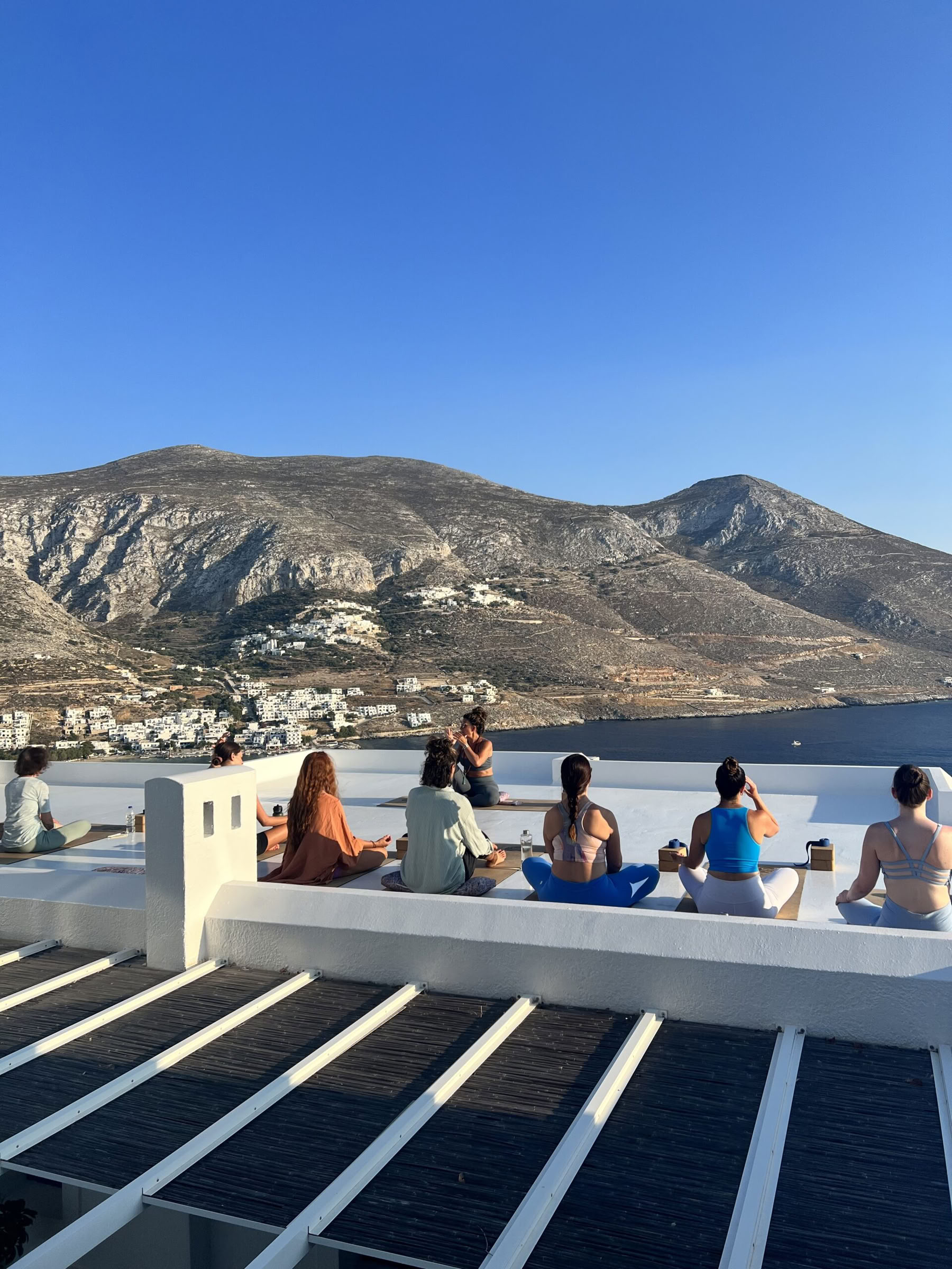 L'Art de Recevoir : Pleine Lune en Verseau à Amorgos