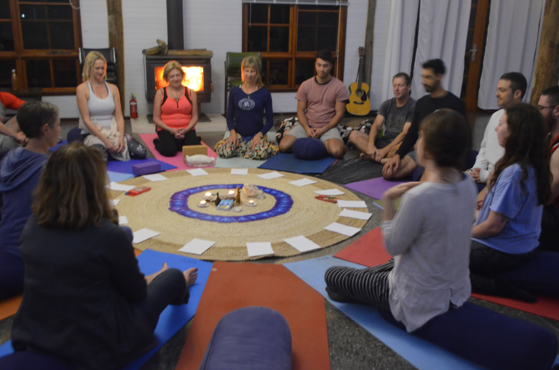 Formation de Professeurs de Yoga – Dini Martinez