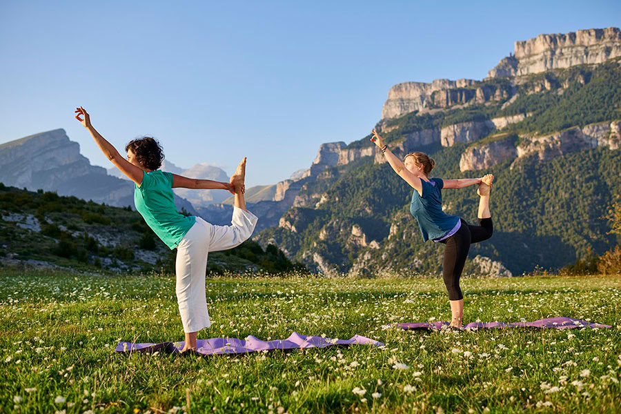 Beginning Anew : Yoga, Pleine conscience, Art & Nature Retraite