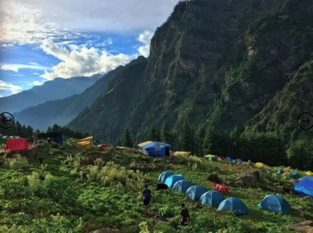 trek de Kheerganga