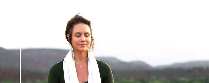 Renforcez votre voix grâce au mantra et au yoga