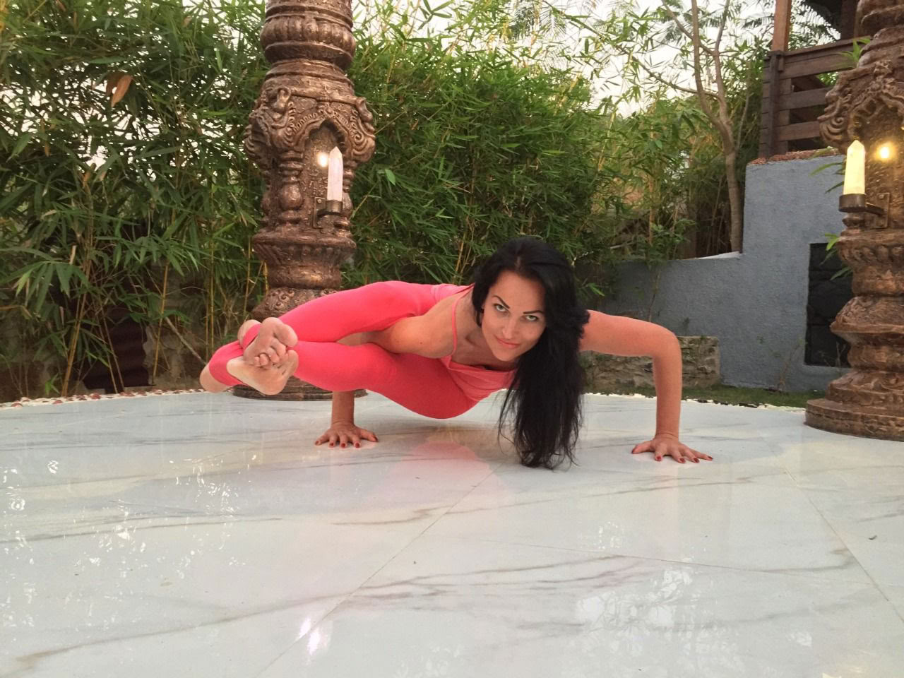 Cours avancé de formation de professeur de yoga de 300 heures – janvier 2026