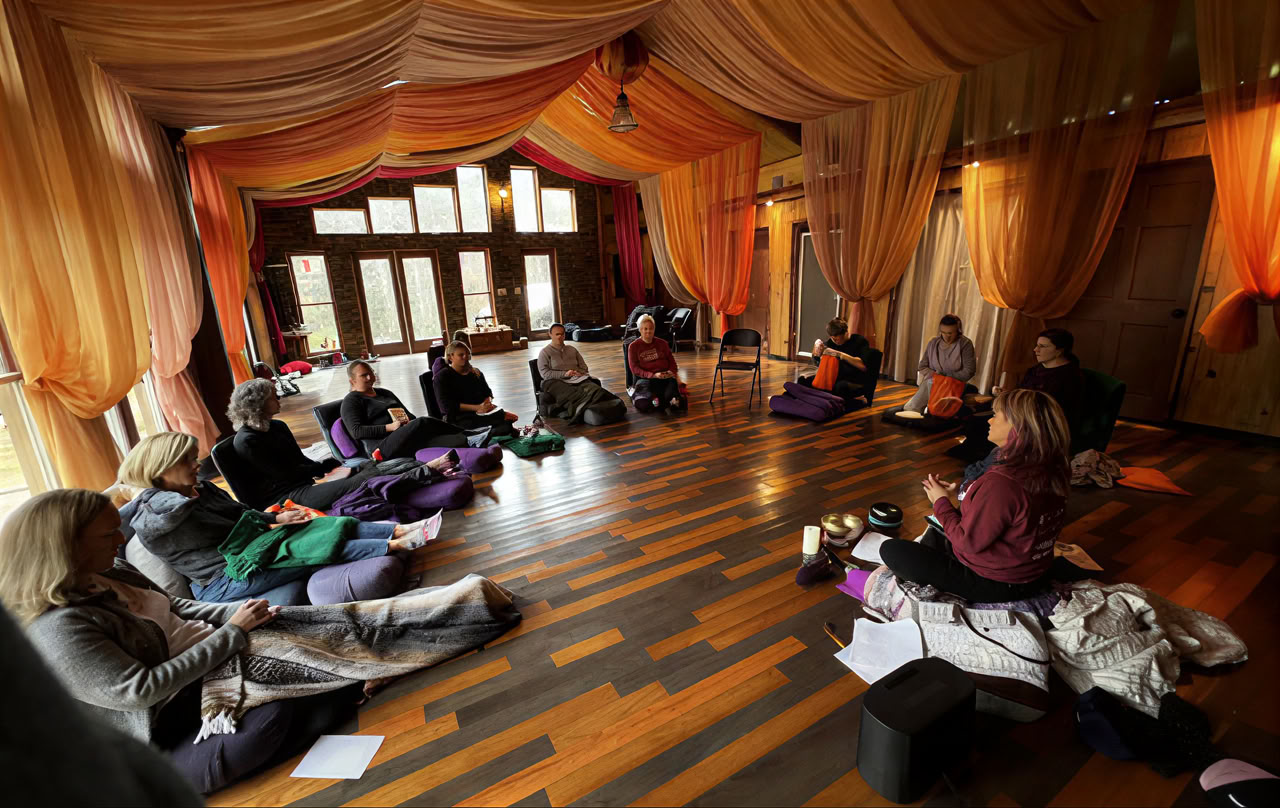 Faire de la méditation une habitude : une retraite de yoga et de méditation
