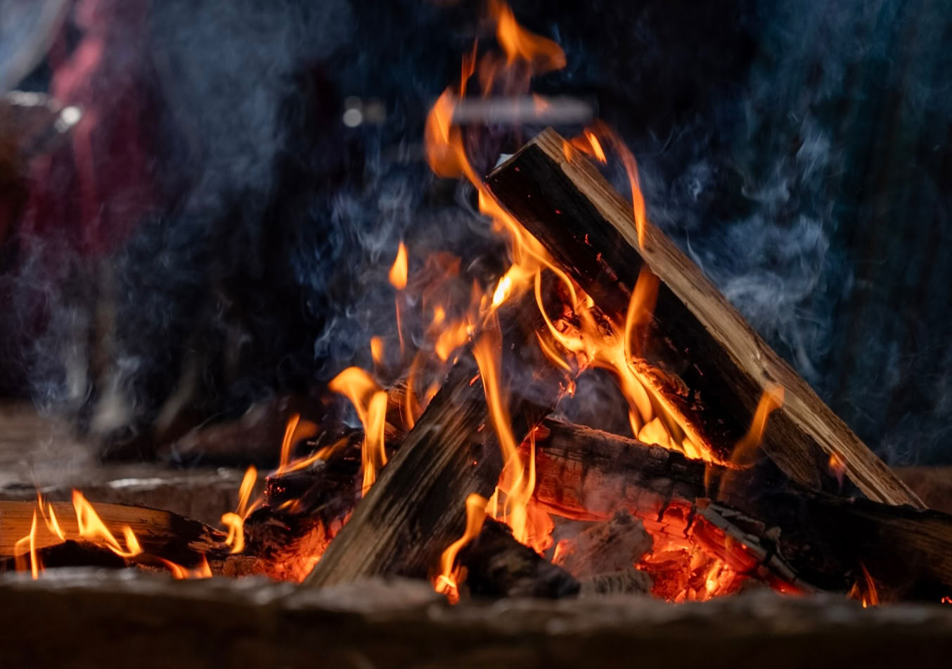 Le feu parle