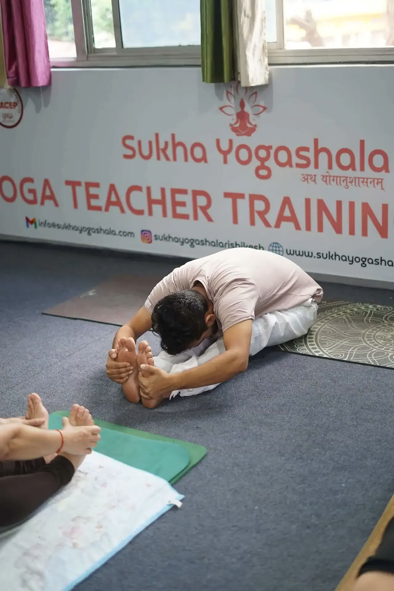 Formation de professeur de yoga de 100 heures à Rishikesh