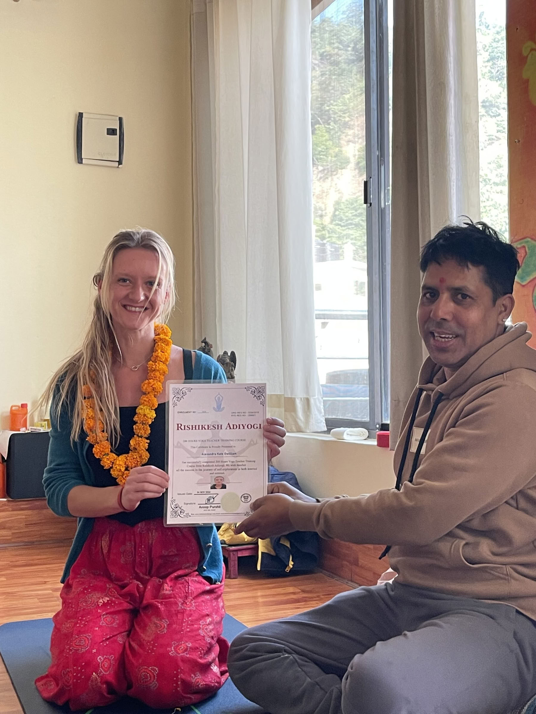 Formation de professeur de yoga de 300 heures à Rishikesh