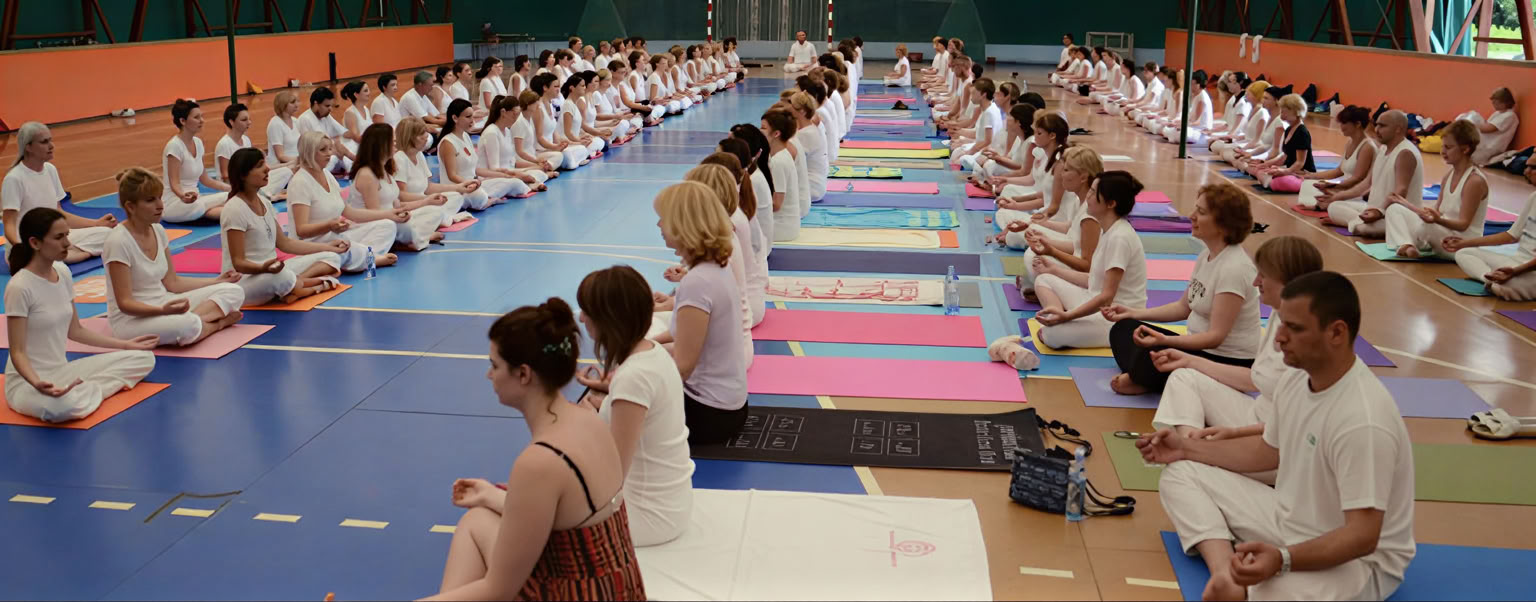 Retraite de yoga familiale de 6 jours pour enfants et adultes