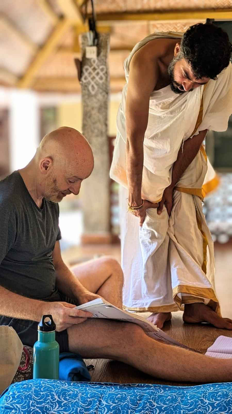 Formation avancée de professeur de yoga de 300 heures - août 2026