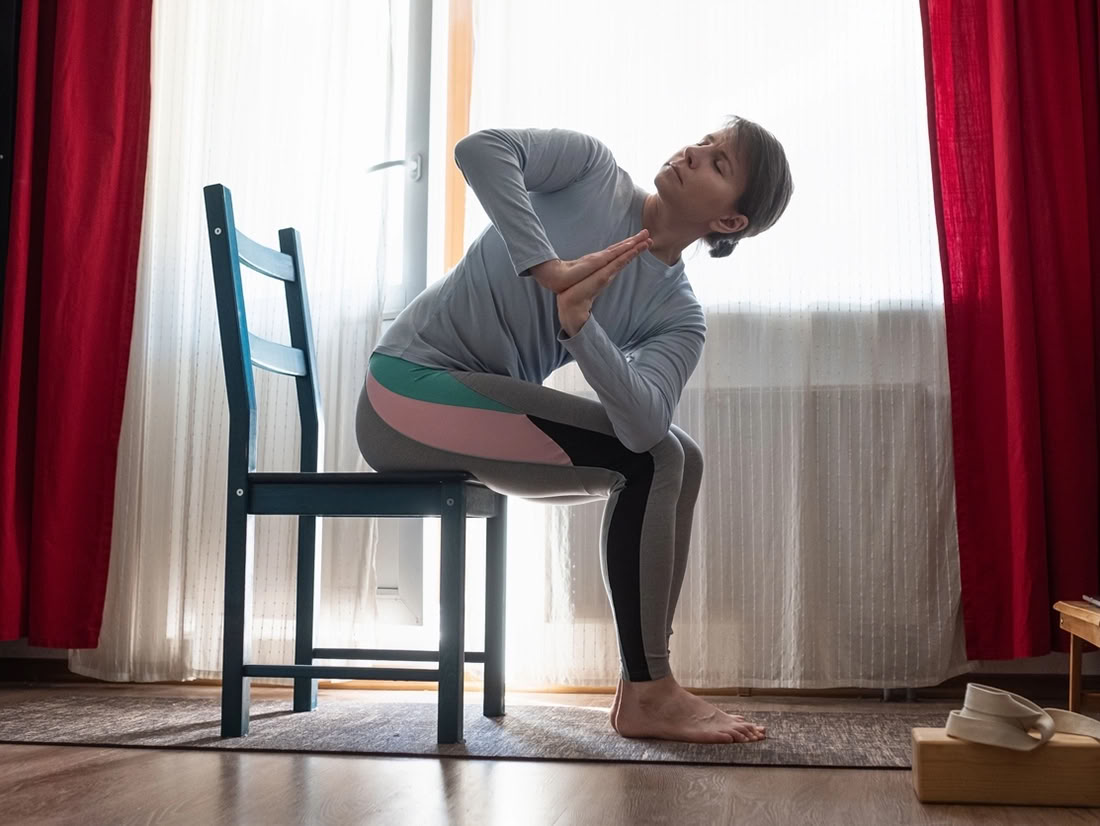 Yoga sur chaise