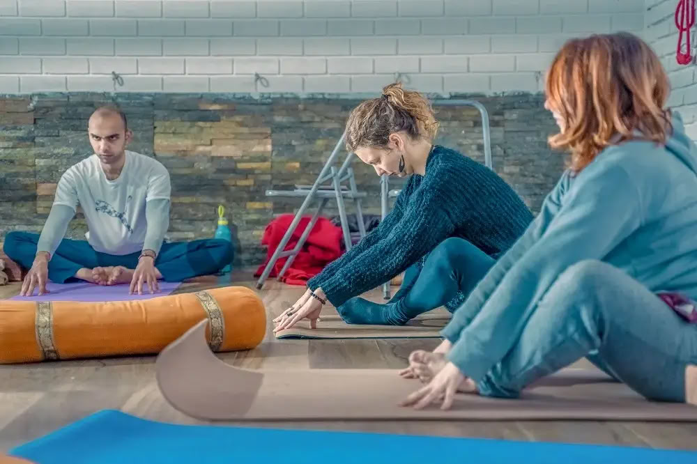 Formation de professeur de yoga prénatal de 85 heures à Rishikesh