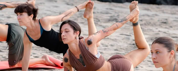 Formation de professeur de yoga de 50 / 100 / 200 h à Ubud et Uluwatu