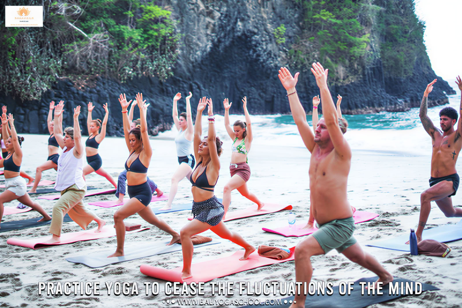 Formation de professeur de yoga de 300 heures à Varkala, Kerala, Inde