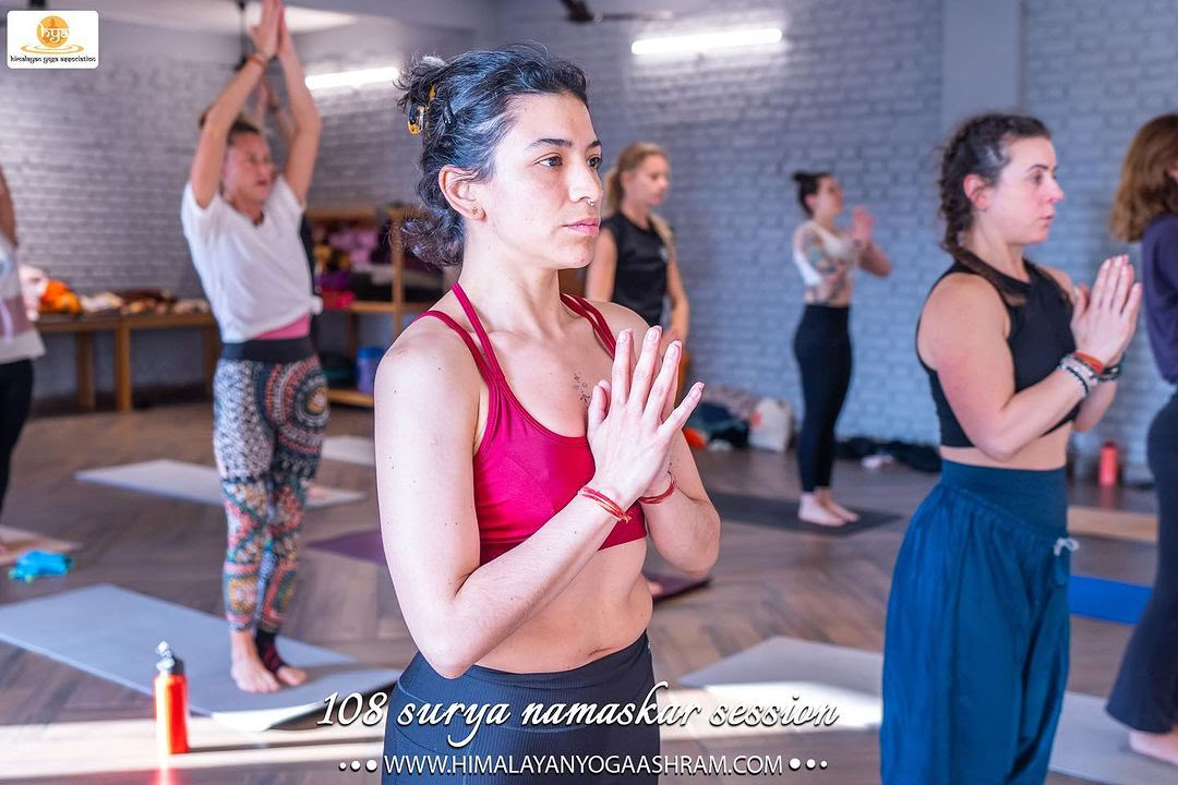 Formation de professeur de yoga de 300 heures à Varkala, Kerala, Inde