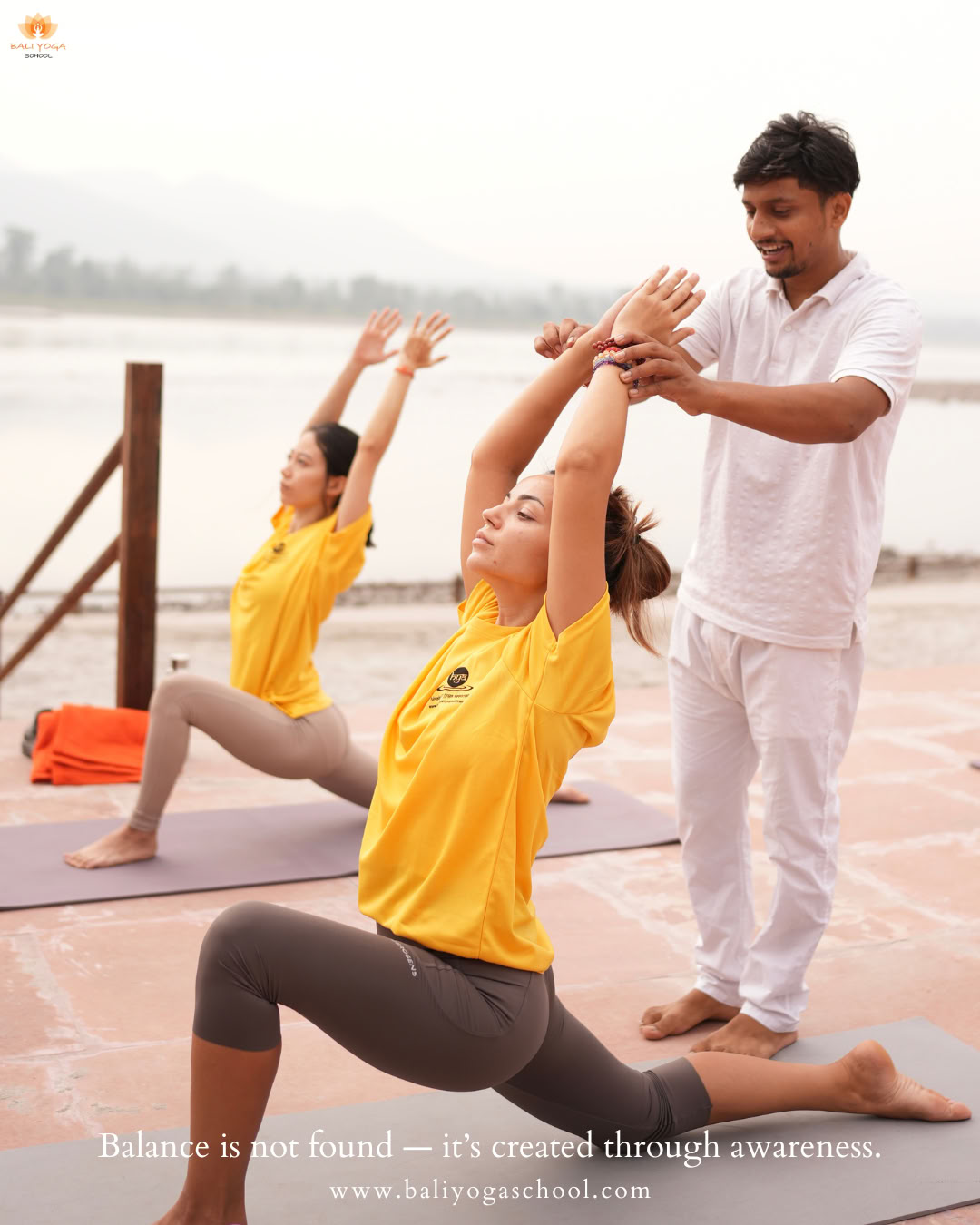 Formation de professeurs de yoga de 100 heures à Rishikesh, en Inde