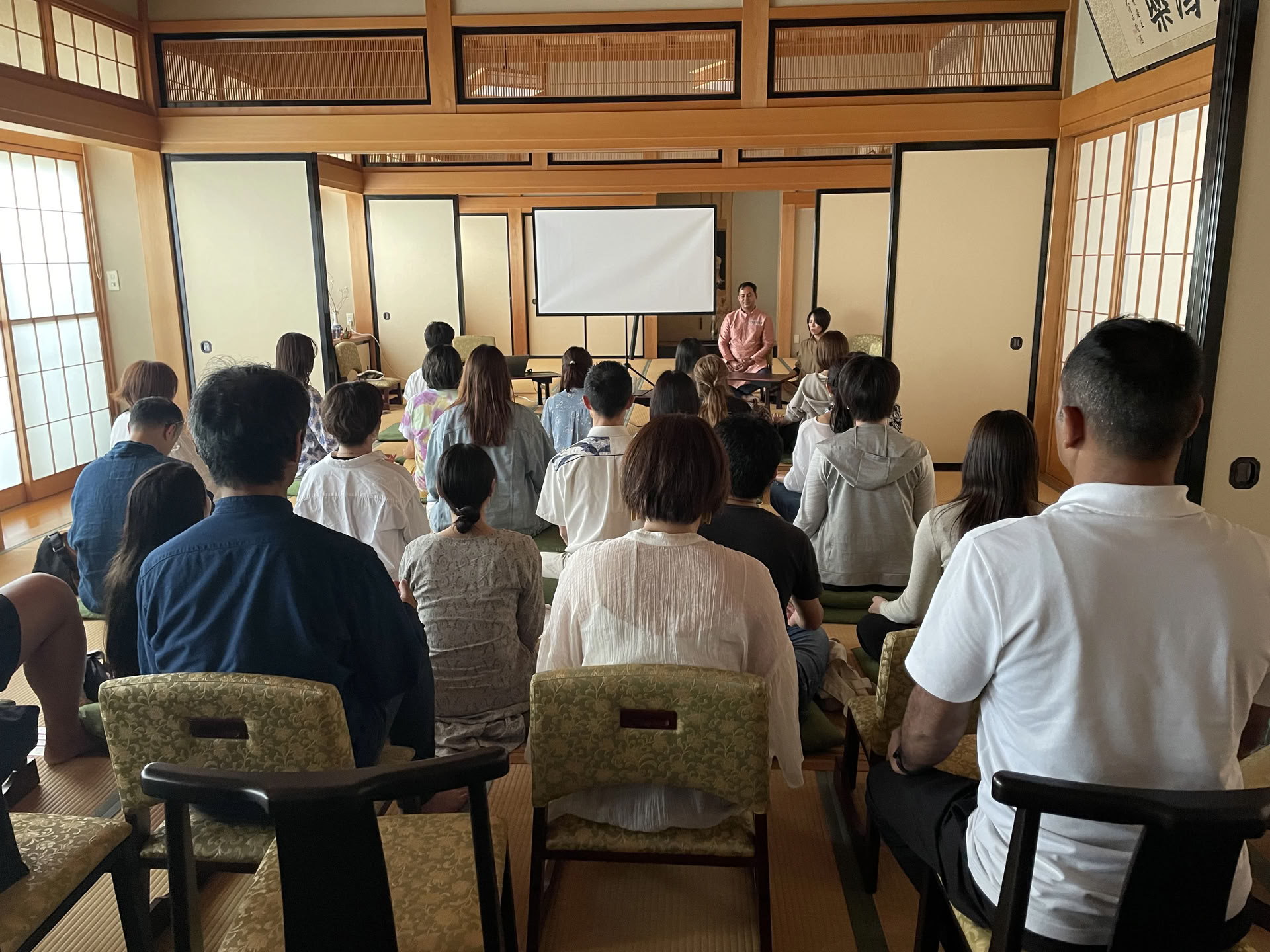 Formation avancée de professeur de yoga de 300 heures