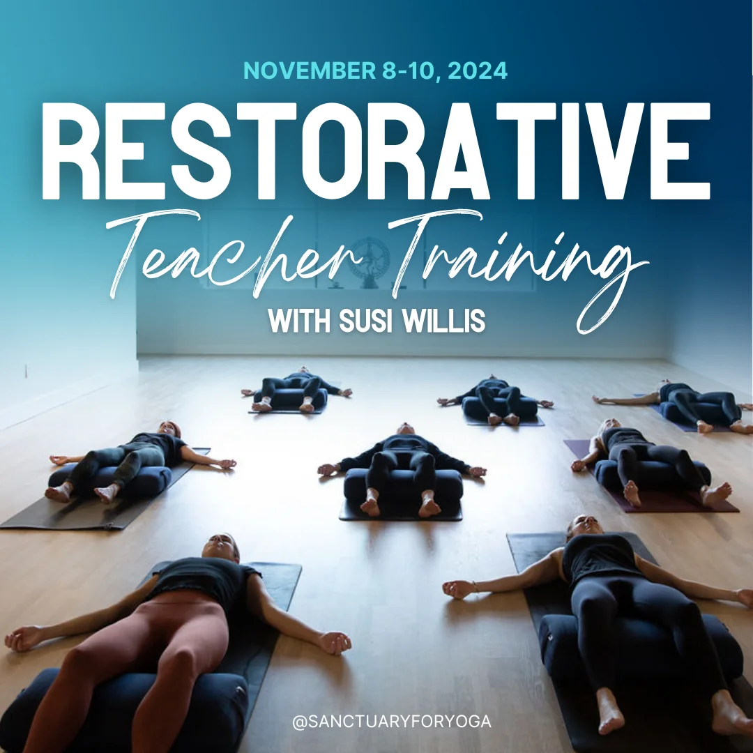 Formation de professeur de yoga restauratif