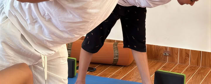 Formation de professeurs de yoga de 100 heures à Rishikesh