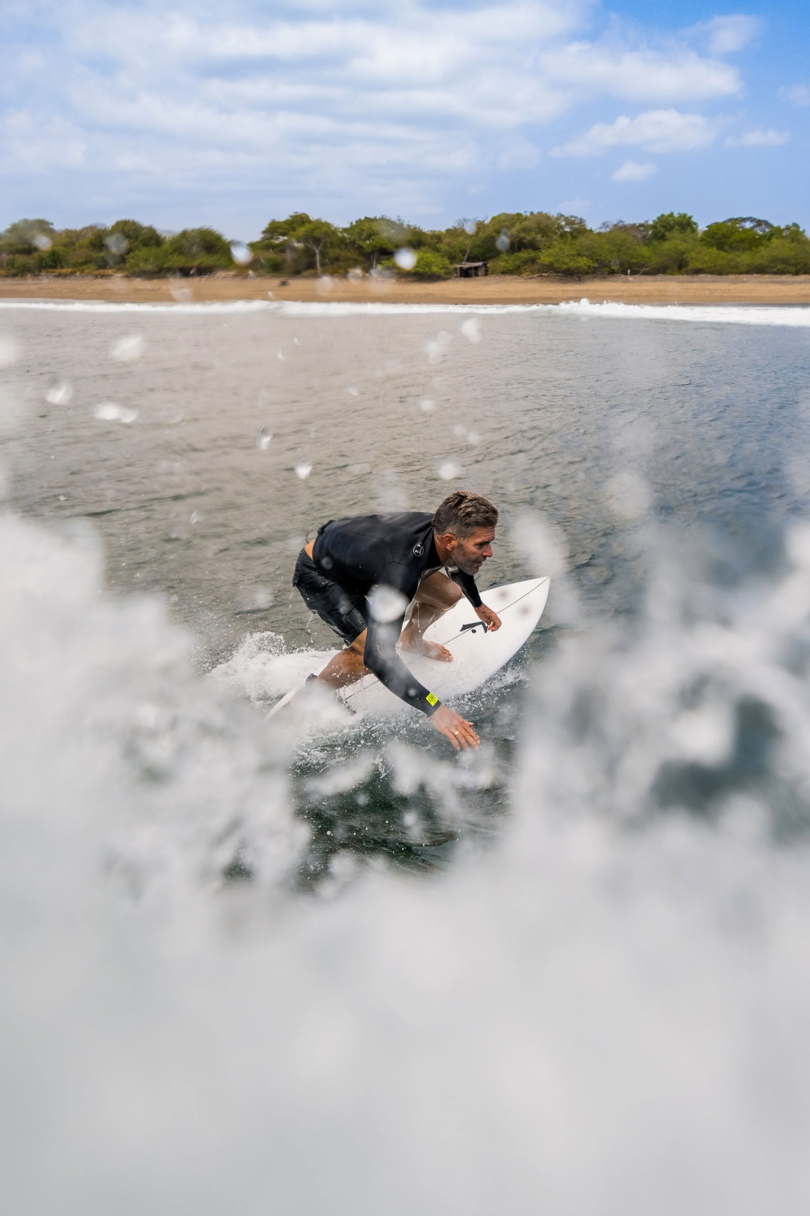 Forfait surf tout compris pour surfeurs intermédiaires et avancés