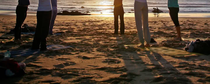 Yoga sur la plage