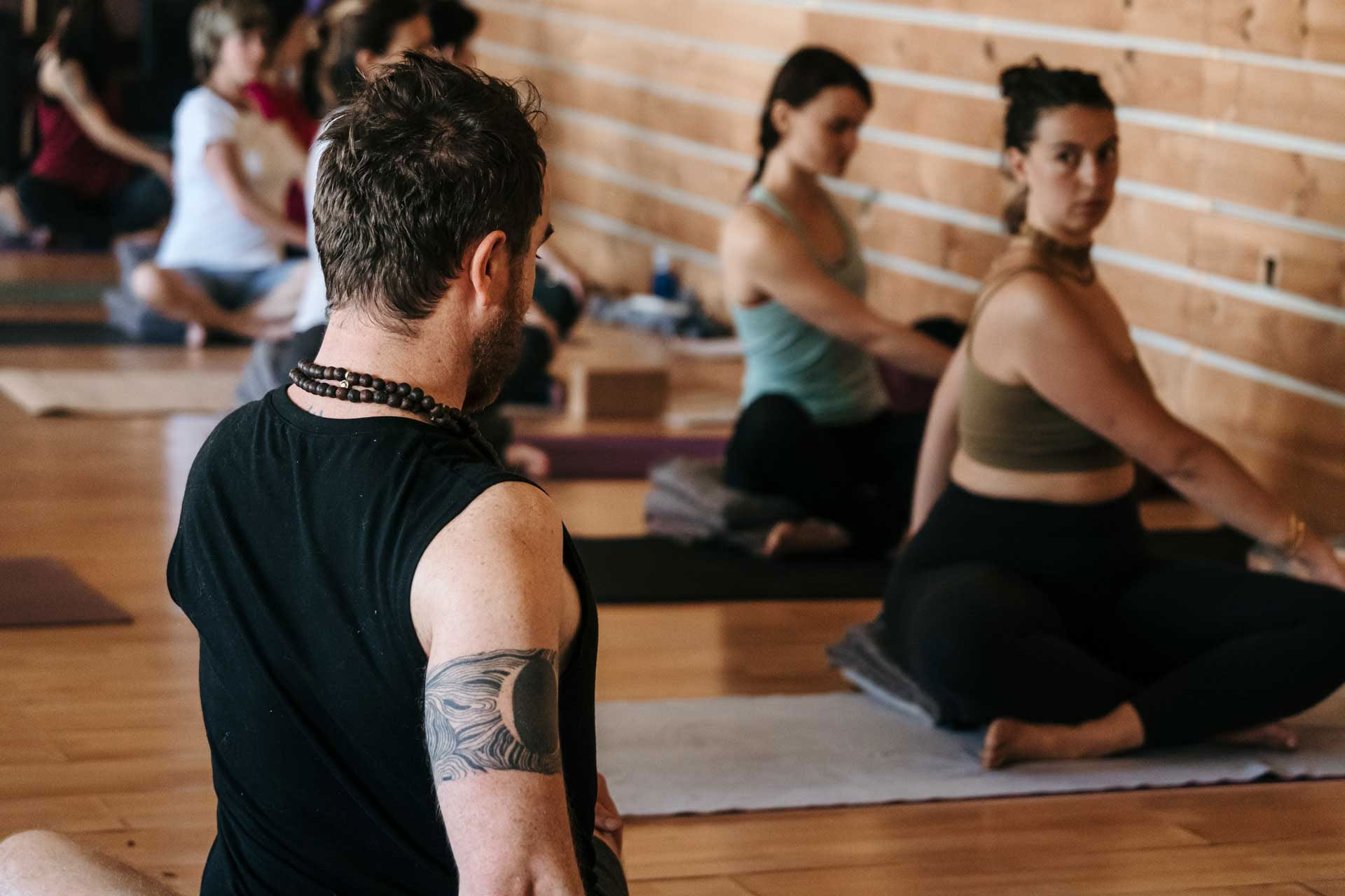 Retraite de yoga, tantra et chant de mantras avec Pablo Ferrero. Collabore avec Bárbara Montes.